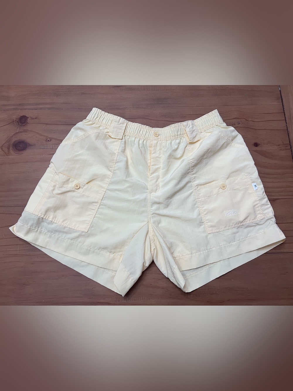 AFTCO Men's Light Yellow Athletic Fishing Shorts